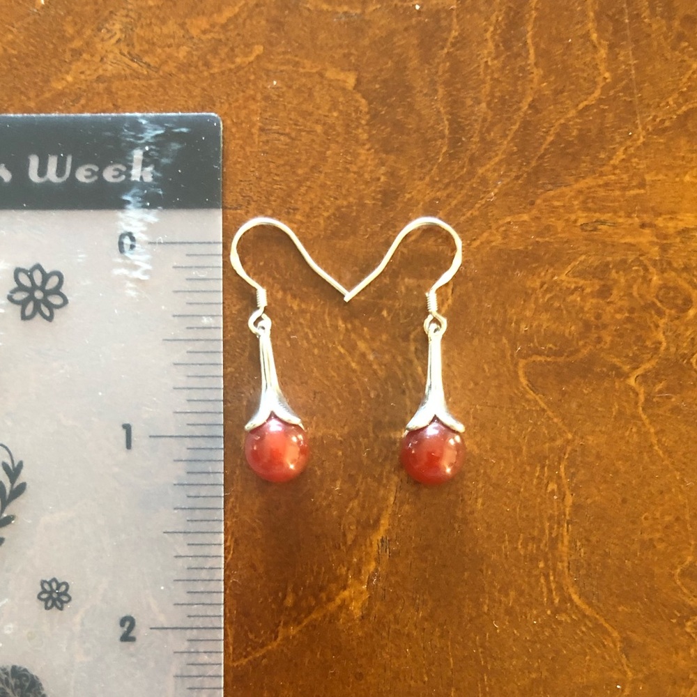New 🎁 silver plated red stone dangle earrings - Picture 5 of 6